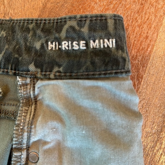 AMERICAN EAGLE • HI-RISE MINI • Size 4 - Picture 7 of 13